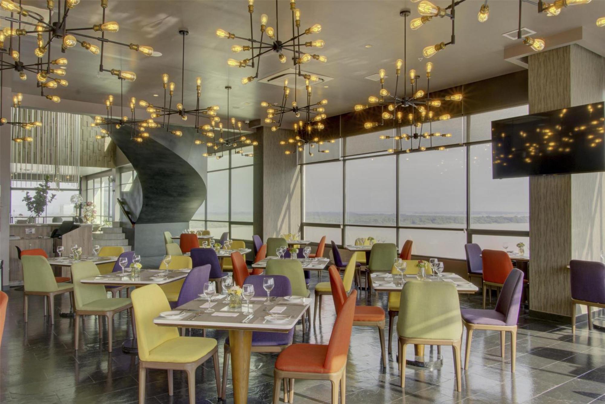 Doubletree By Hilton Guayaquil Hotel Exterior photo