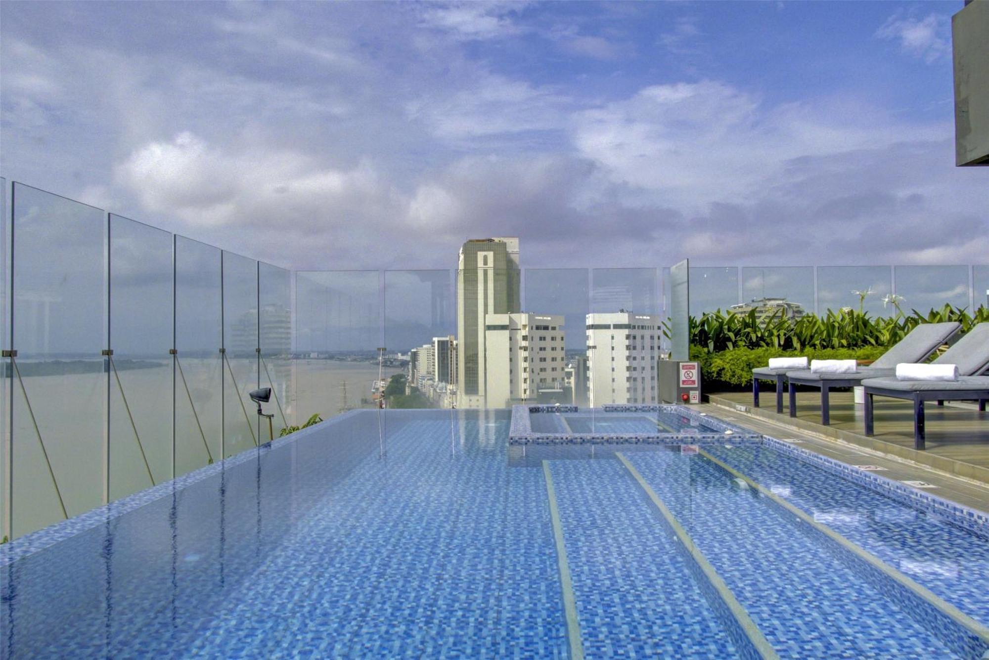 Doubletree By Hilton Guayaquil Hotel Exterior photo