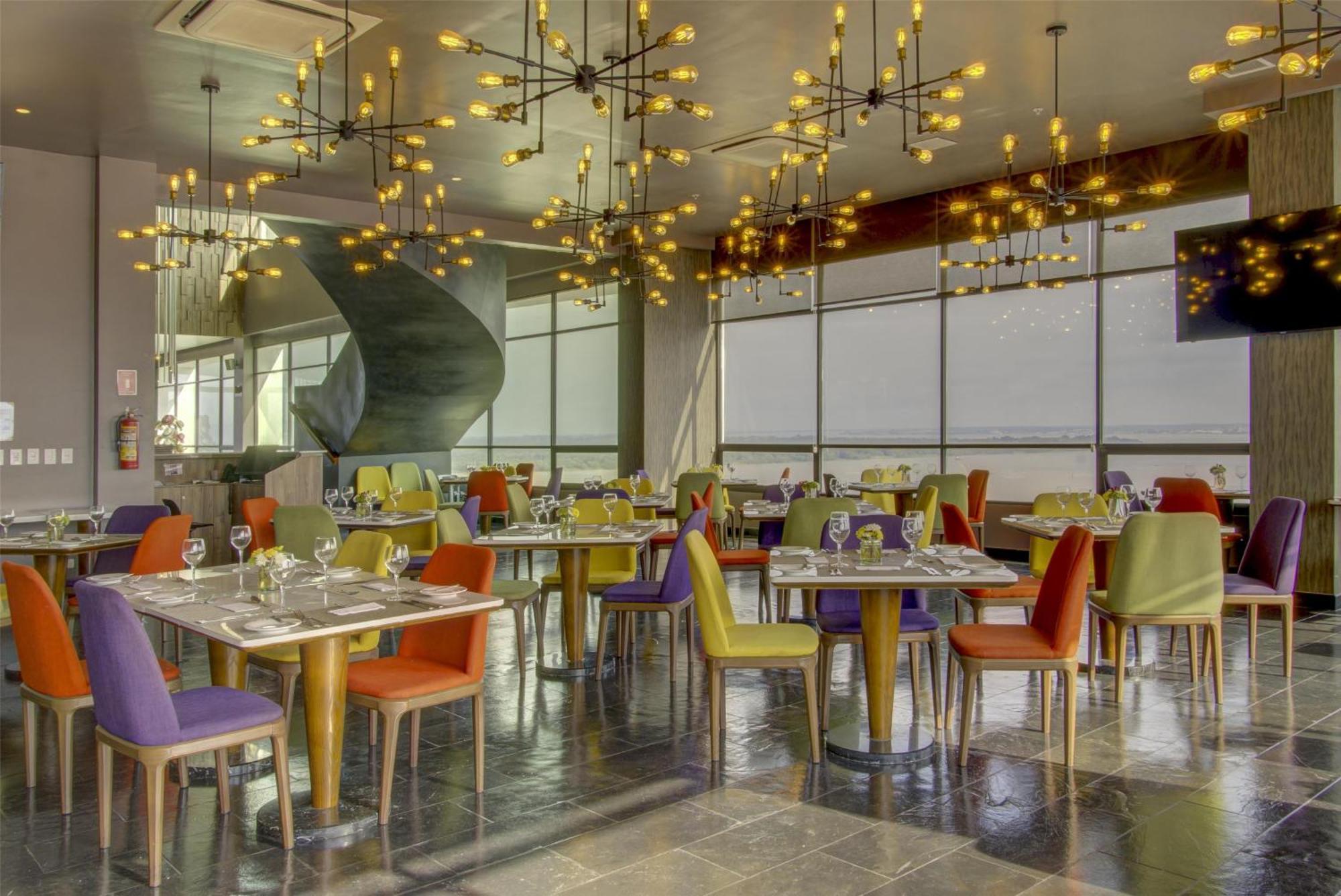 Doubletree By Hilton Guayaquil Hotel Exterior photo
