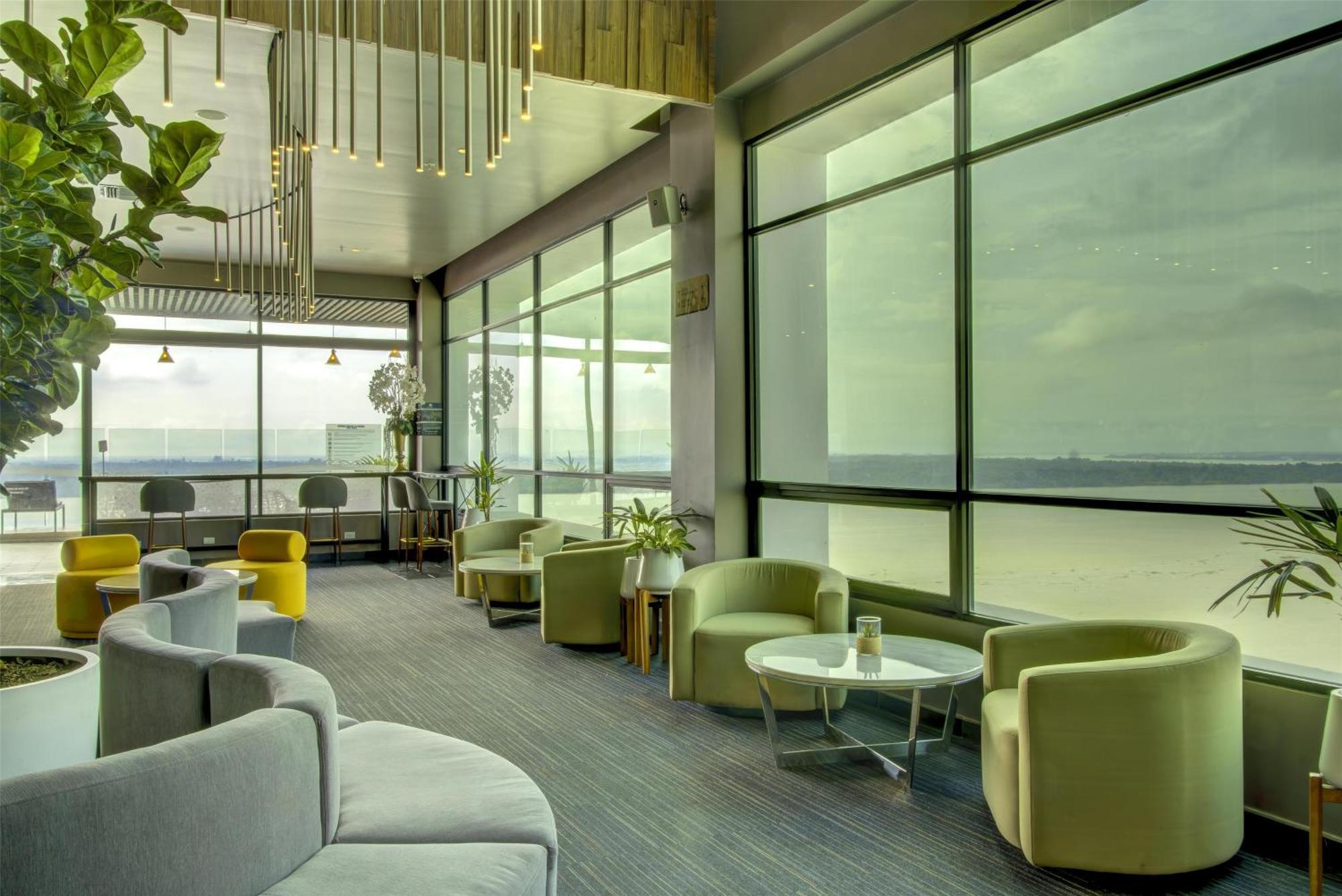 Doubletree By Hilton Guayaquil Hotel Exterior photo