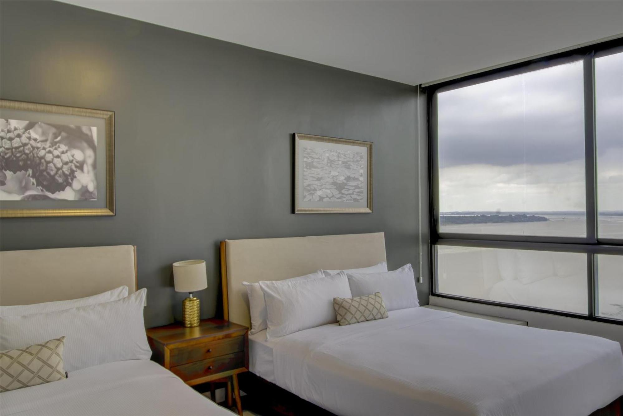 Doubletree By Hilton Guayaquil Hotel Exterior photo